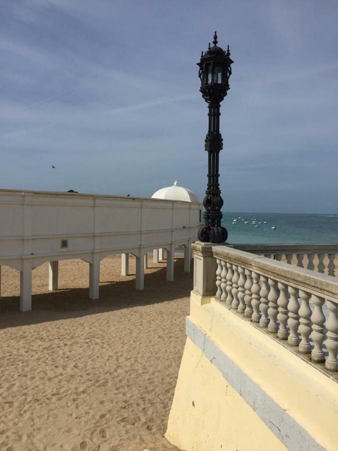 Apartamento Balneario Playa Caleta Cádiz Exteriör bild